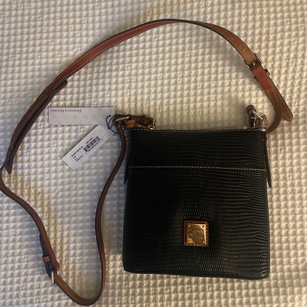 Dooney & Bourke Lizard Embossed Letter Carrier Crossbody bag black color